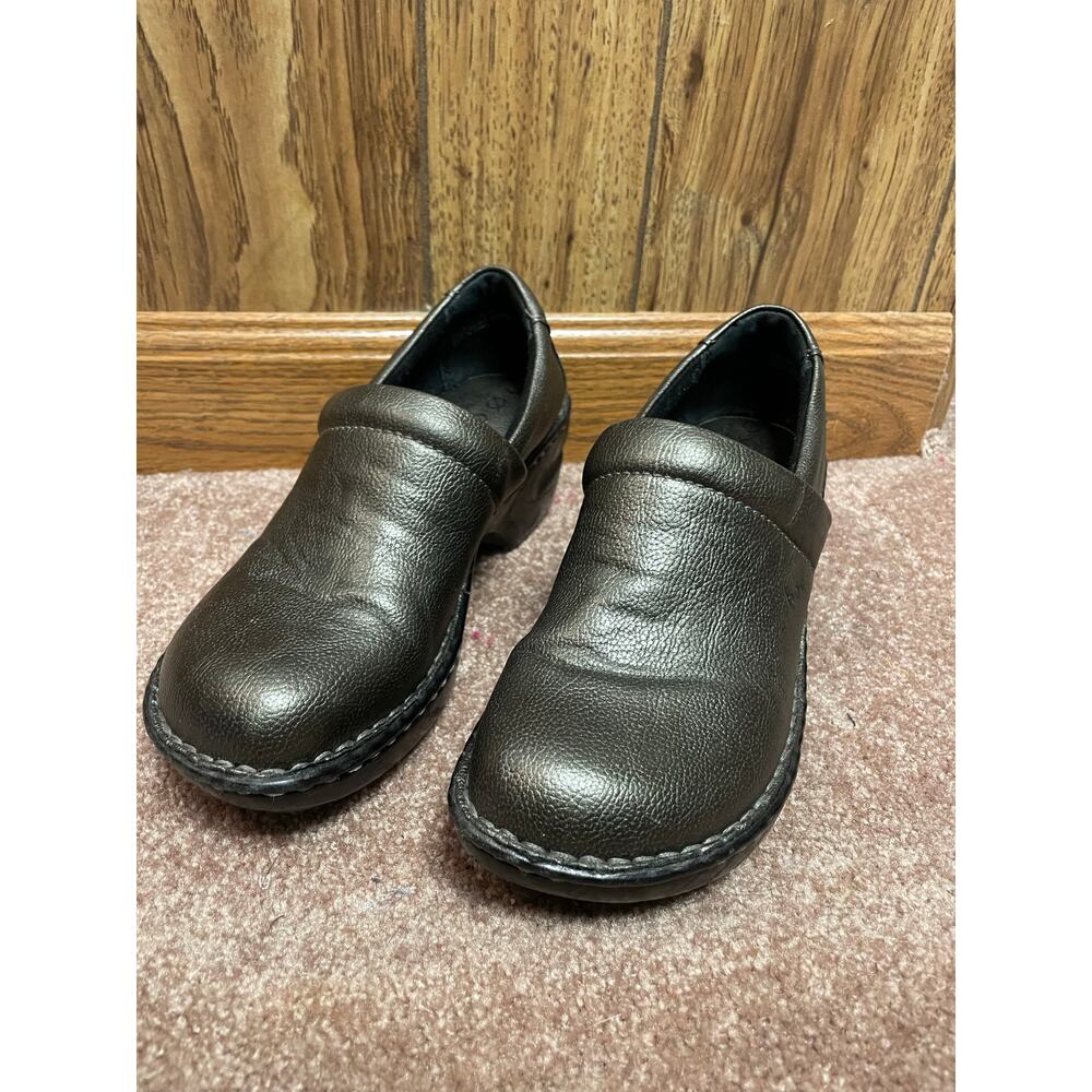 B.O.C. women’s clogs Size 6 slip on metallic green gold chunky heel